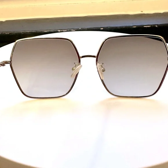 🌺ALEXANDER MCQUEEN🌸 AM0226SK 002 Gold Sunglasses - Picture 9 of 15